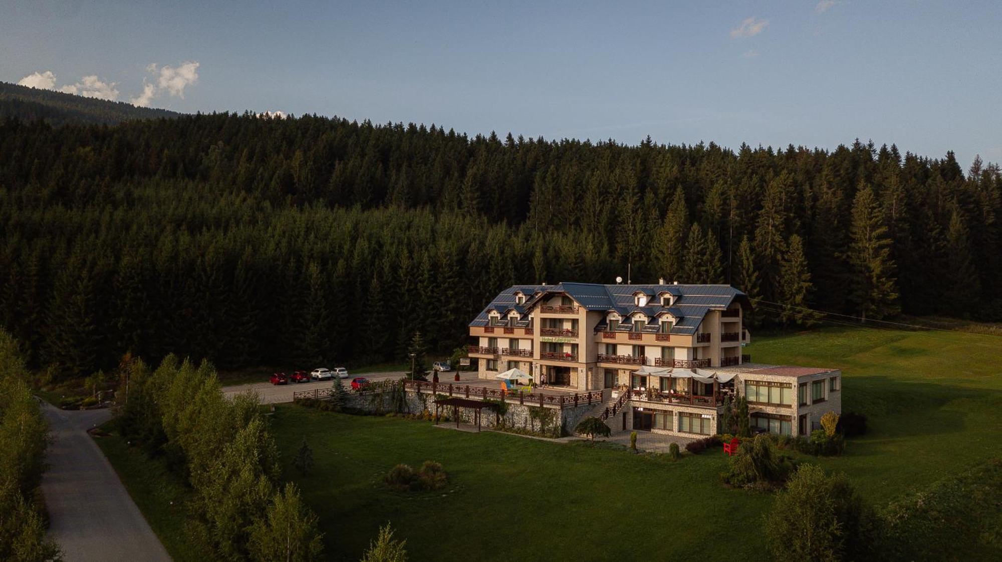 Hotel Green ドルニー・クビーン エクステリア 写真